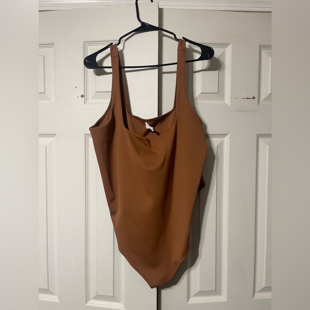 GOOD AMERICAN The Modern Tank Body Suit in rust NEW Size 4XL